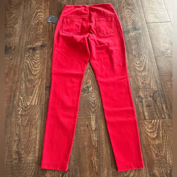 Lyssé New York Red Toothpick Leggings - Picture 4 of 4